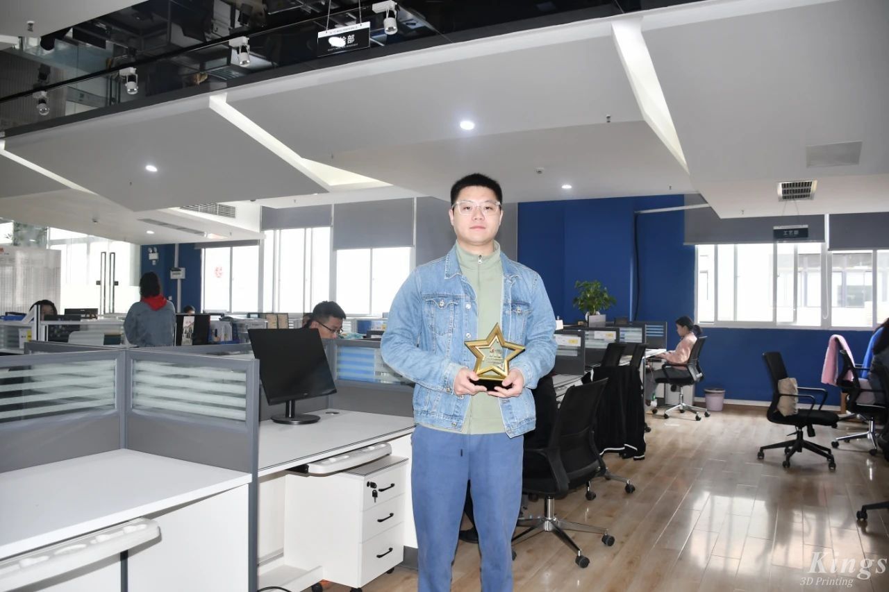 從設(shè)備調(diào)試員到重慶金石銷售冠軍，他經(jīng)歷了什么？